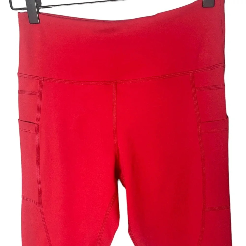 Zyia Active Women’s Red Cropped Pocket Leggings Size 6-8 - Picture 2 of 5